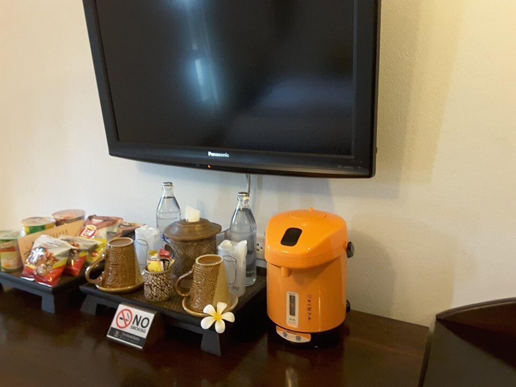 Wangburapa Grand Hotel Chiang Mai Ngoại thất bức ảnh