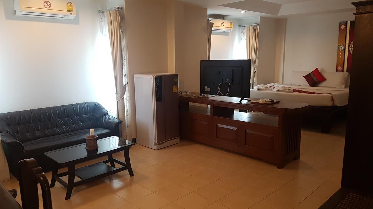Wangburapa Grand Hotel Chiang Mai Ngoại thất bức ảnh