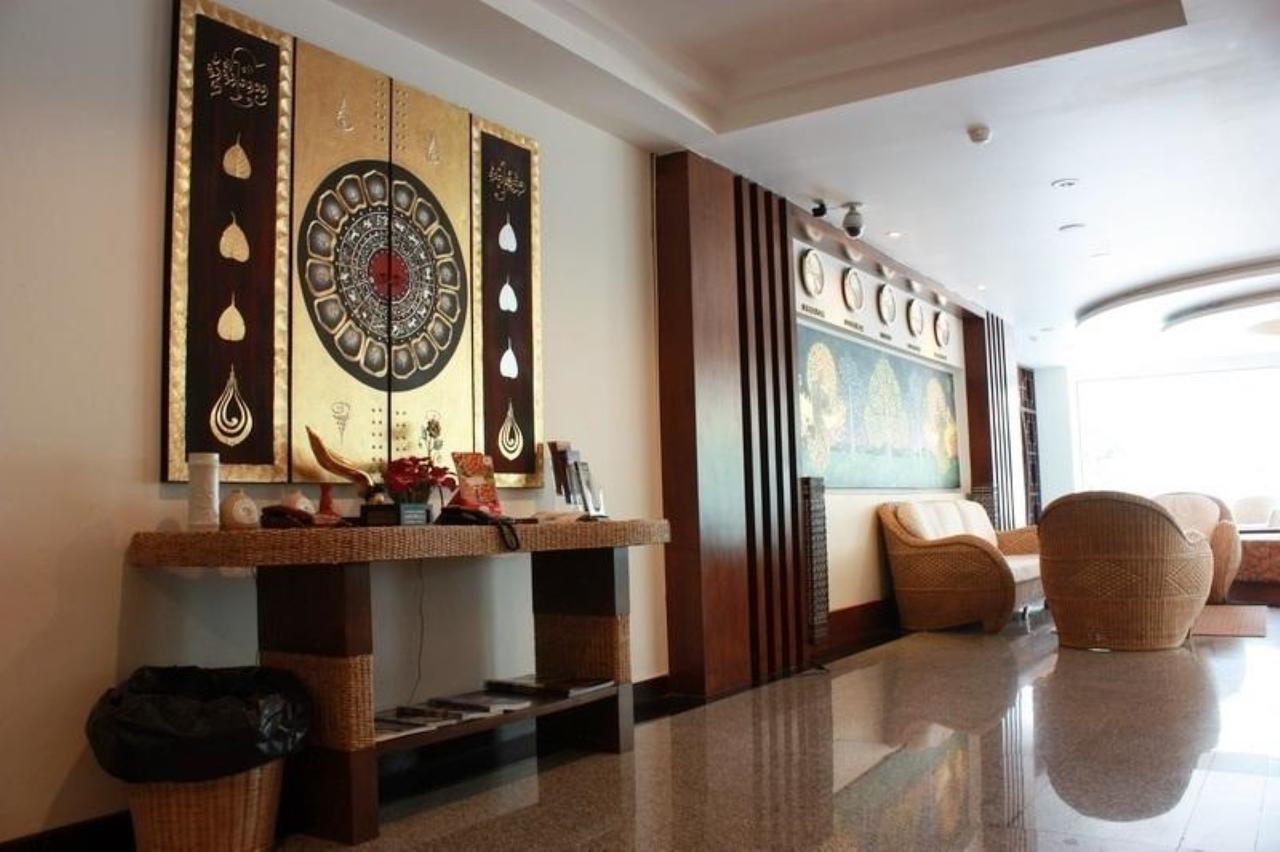 Wangburapa Grand Hotel Chiang Mai Ngoại thất bức ảnh